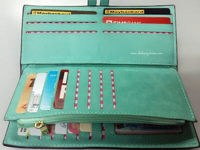 cabaran-instablog-efg apa-ada-dalam-wallet-mommy-cabaran-instablog-efg-day-2