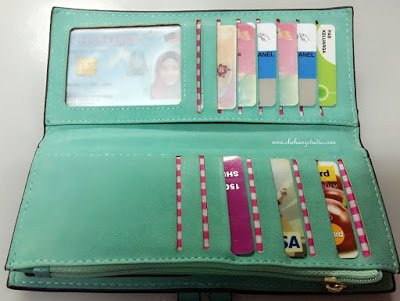 cabaran-instablog-efg apa-ada-dalam-wallet-mommy-cabaran-instablog-efg-day-2