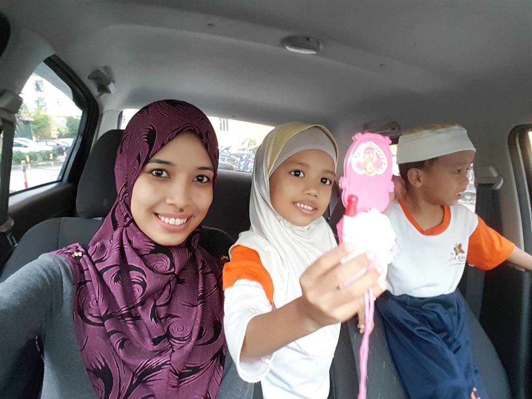 TUDUNG DHAIFAH NEENAANUAR