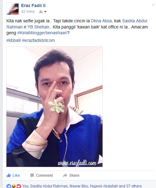 viral-selfie-cincin-menular-di-facebook
