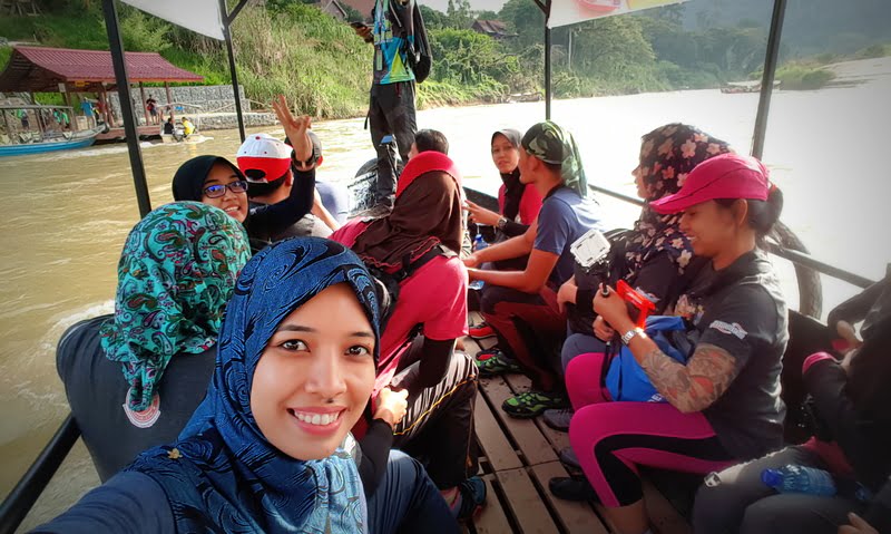 han-rainforest-resort-taman-negara-Jungle-Trekking-Bukit-Terisek