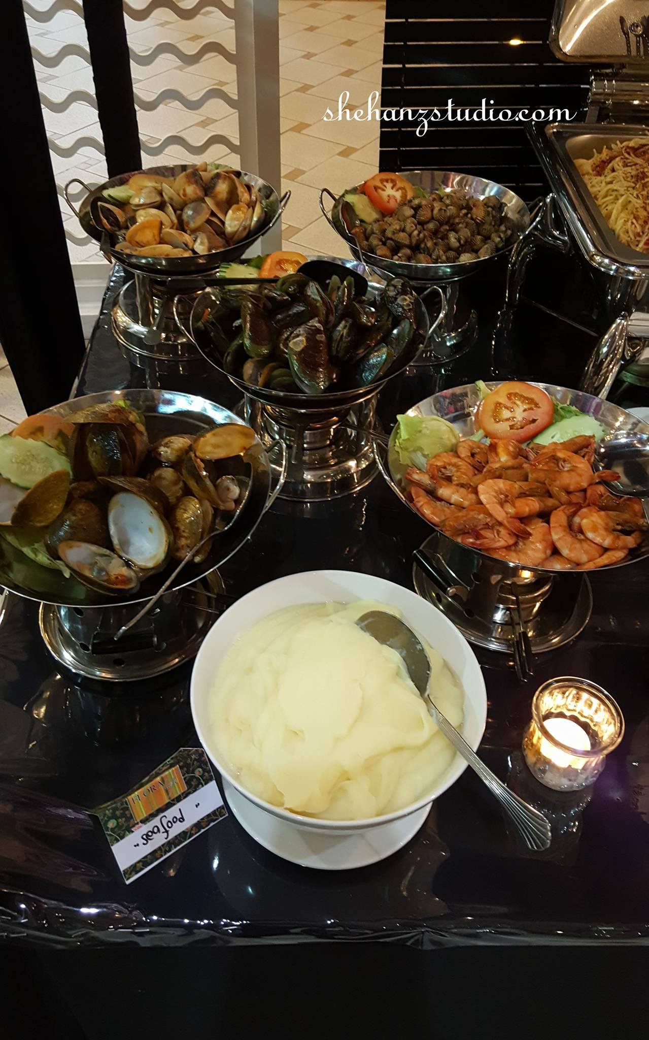 berbuka-puasa-dalam-mode-romantik-di-flora-kafe-ampwalk (22)