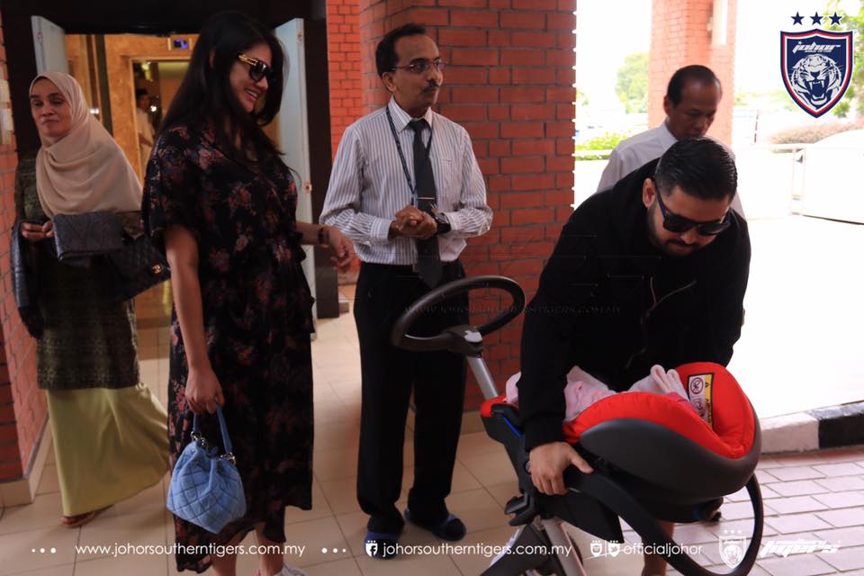 yam-tunku-kalsom-aminah-sofiah-nama-puteri-sulung-tmj