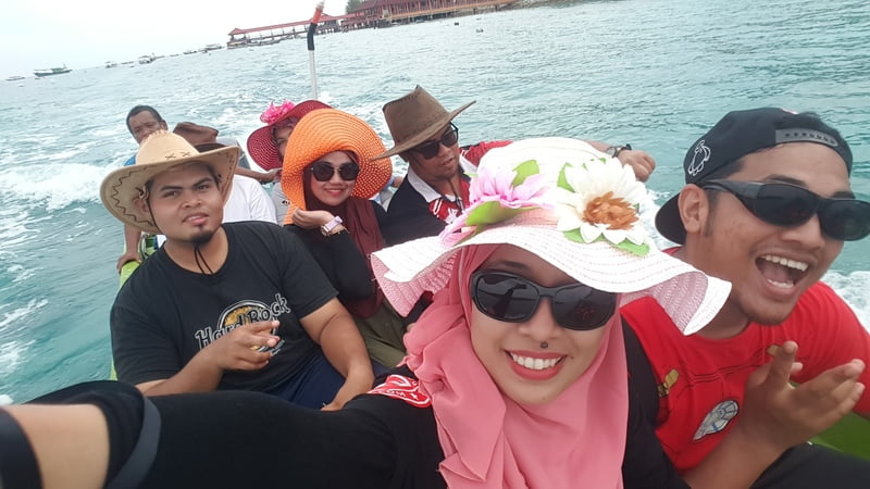 trip-perhentian-part-2-perhentian-kecil-kg-nelayan-snorkelling-windmill-masjid-kristal