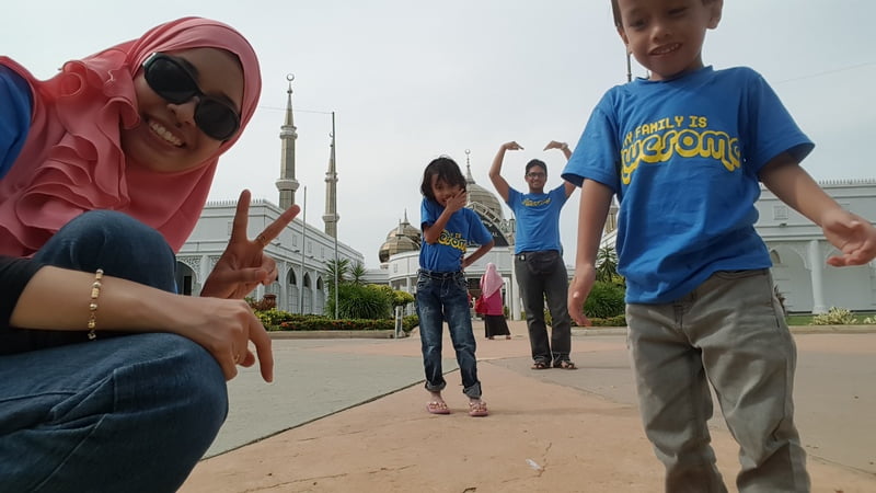 trip-perhentian-part-2-perhentian-kecil-kg-nelayan-snorkelling-windmill-masjid-kristal (24)
