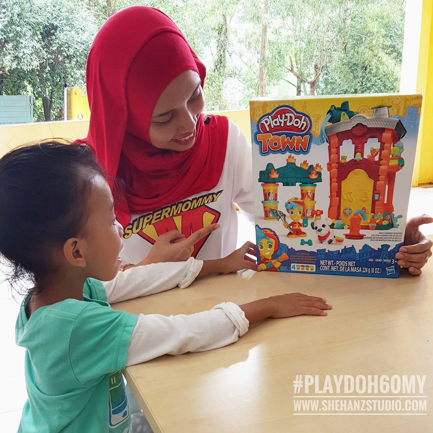 kelebihan bermain play doh