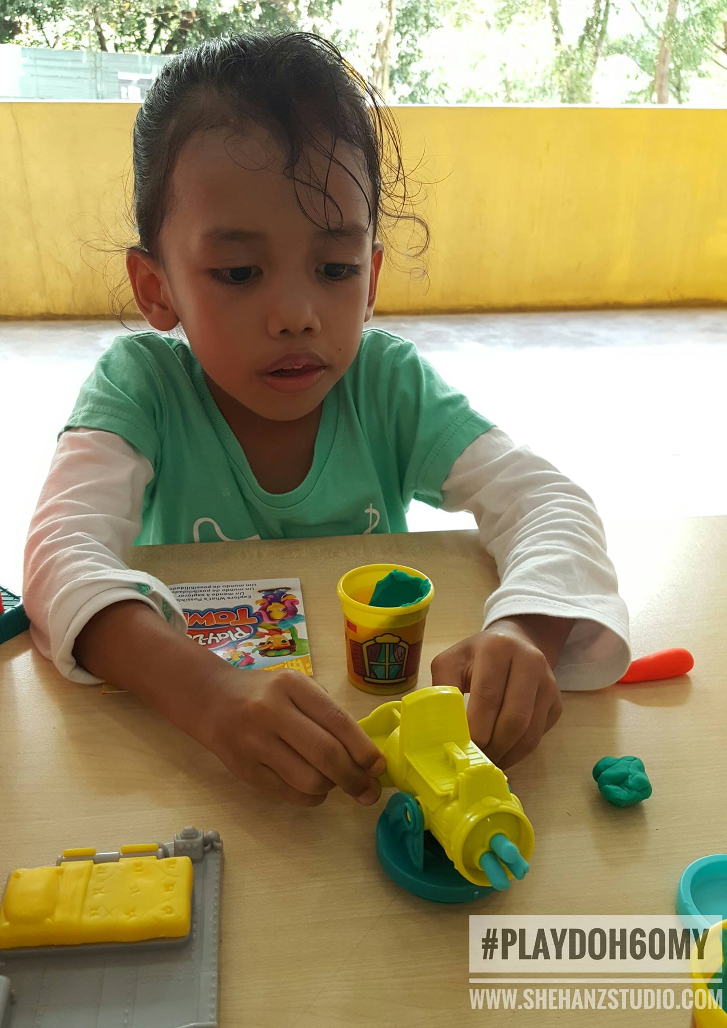 kelebihan bermain play doh