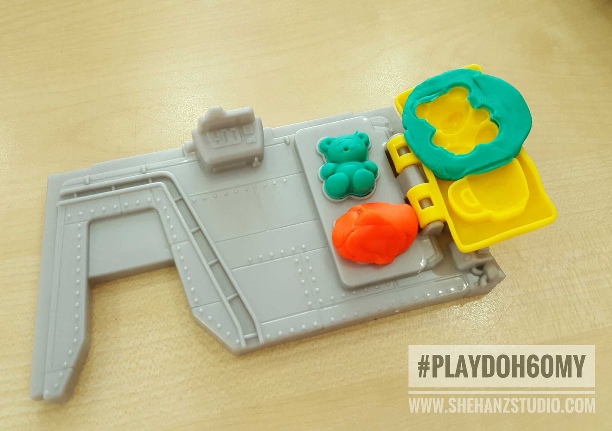 kelebihan bermain play doh