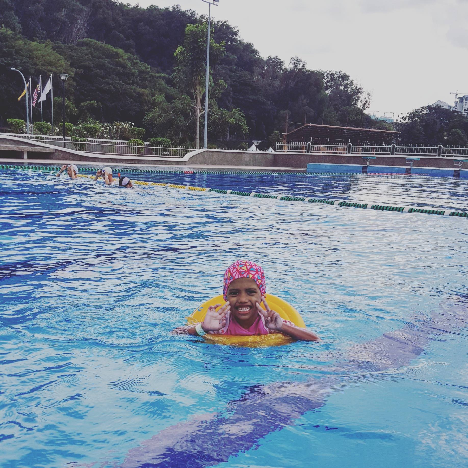riadah-hujung-minggu-main-roller-blade-berenang-di-kompleks-sukan