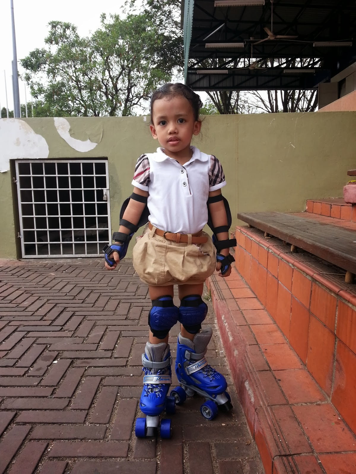 riadah-hujung-minggu-main-roller-blade-berenang-di-kompleks-sukan