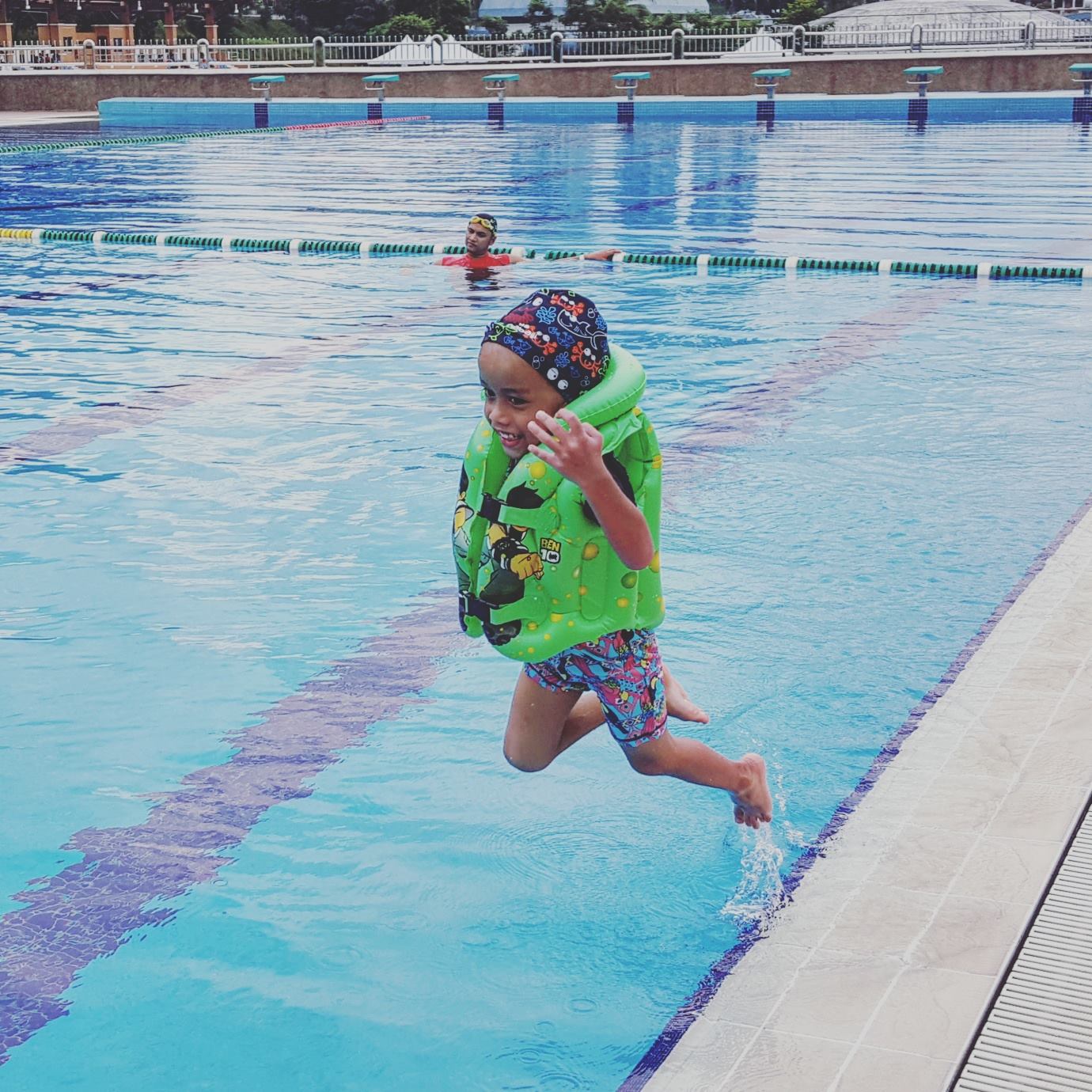 riadah-hujung-minggu-main-roller-blade-berenang-di-kompleks-sukan