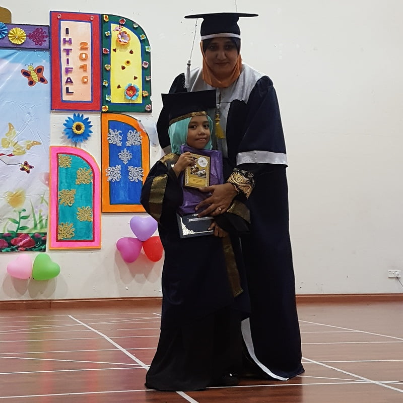 grand-ihtifal-little-caliph-2016-graduation-lil-hannah-damia (25)