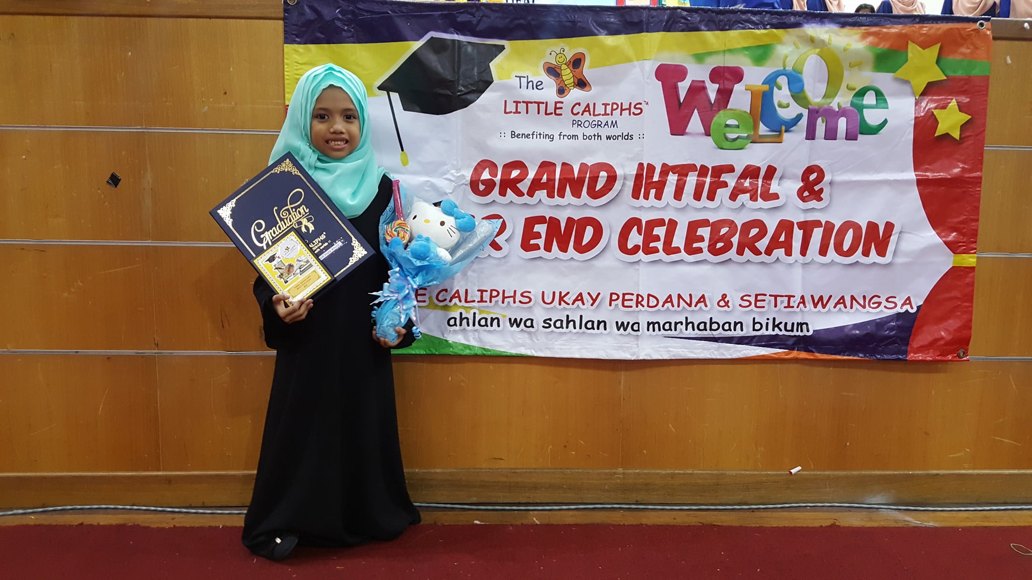 grand-ihtifal-little-caliph-2016-graduation-lil-hannah-damia-3