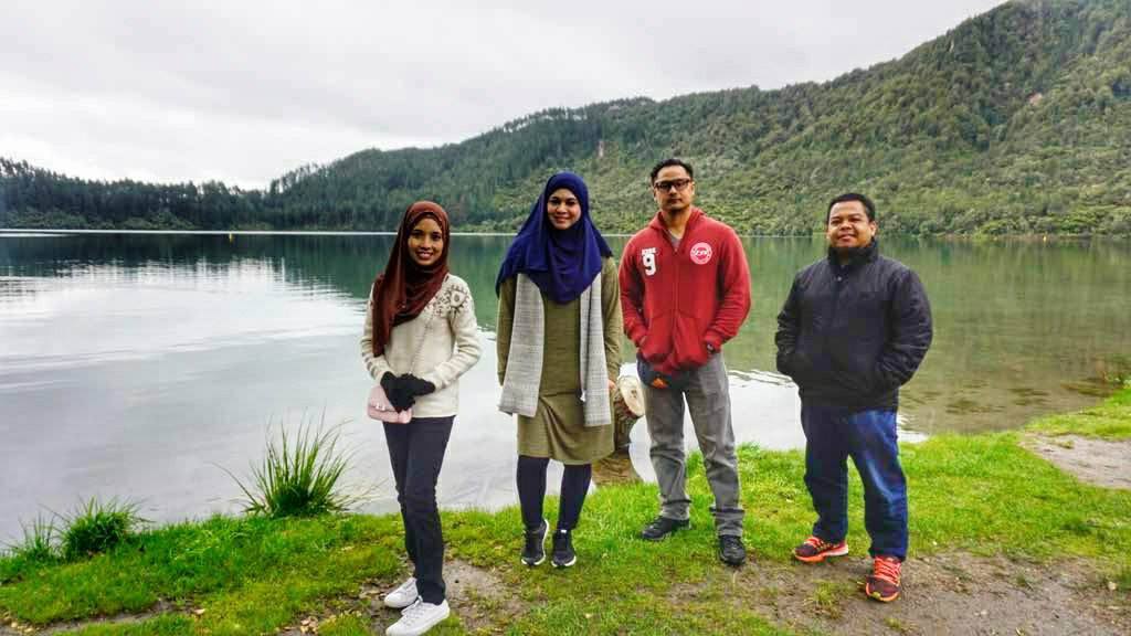 KEMBARA #KBBA9 COSMODERM - IKHLAS TOURS KE NEW ZEALAND BLUE LAKE, TARAWERA, AGRODOME AT ROTORUA (SPRING TIME) (PART 5) (3)