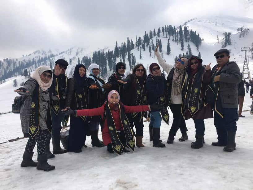 KASHMIR TRIP - TEAM KEMBARAQASEHZYPHYTO KE GULMARG (11)