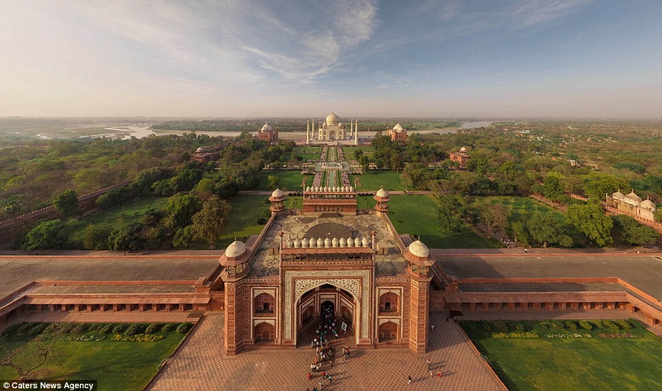 TRIP INDIA CANTIKNYA TAJ MAHAL (383)