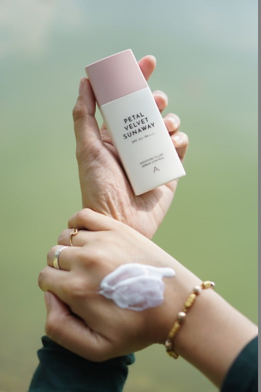 ALTHEA PETAL VELVET SUNAWAY REVIEW (42)