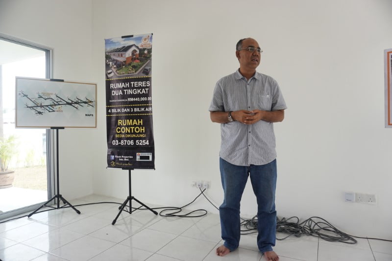 RUMAH TERES MAMPU MILIK DI SEPANG - TAMAN SALAK LESTARI BERBAKI 20 UNIT (56)