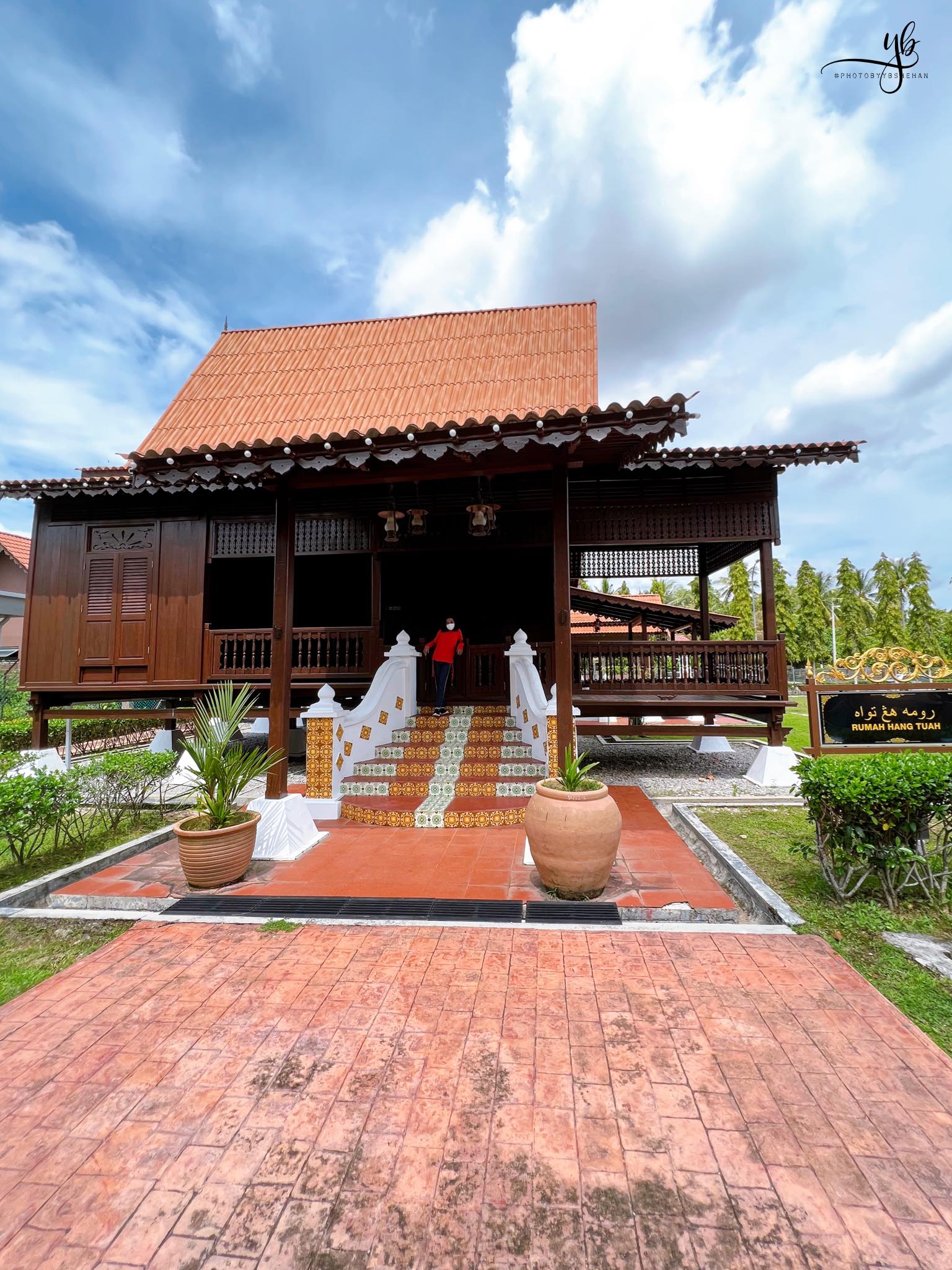 PERKAMPUNGAN HANG TUAH