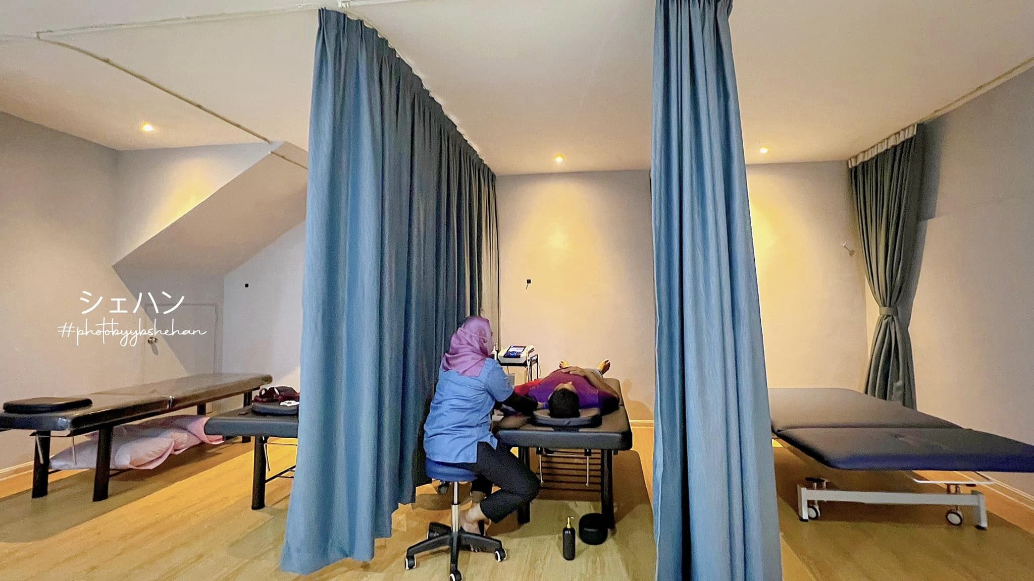 BUAT RAWATAN FISIO DI THE REHAB AND PHYSIOTHERAPY DI BSP, JENJAROM