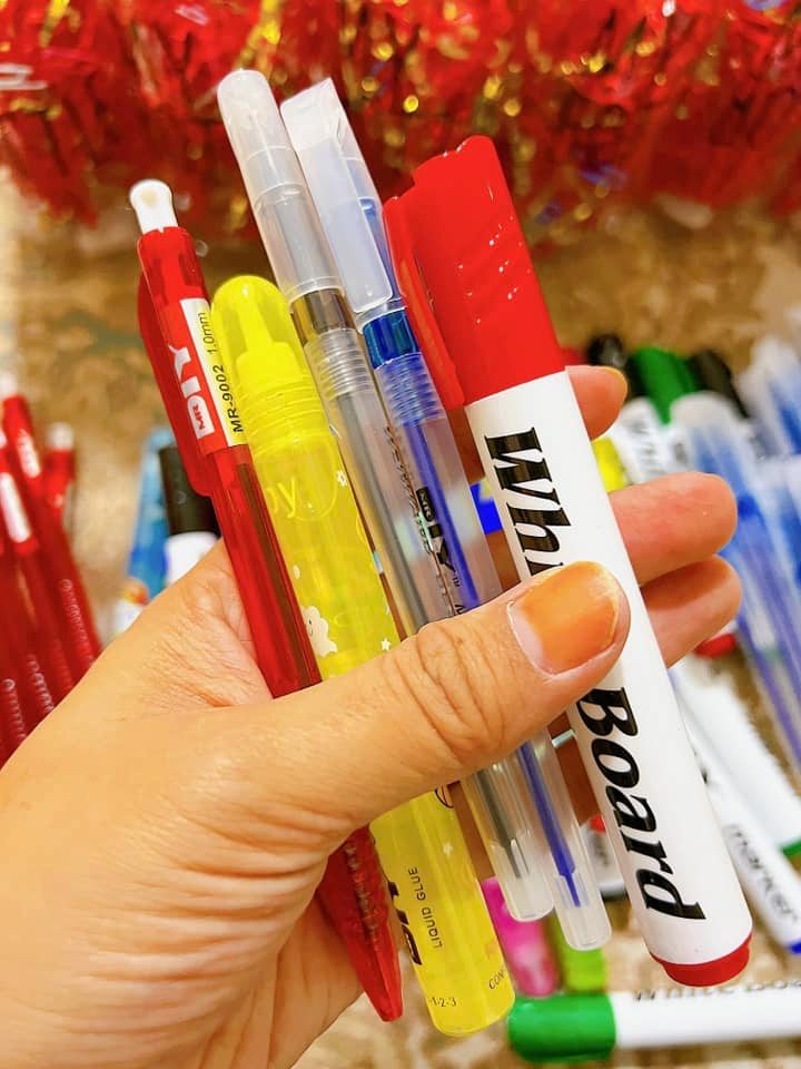IDEA HADIAH HARI GURU 2023