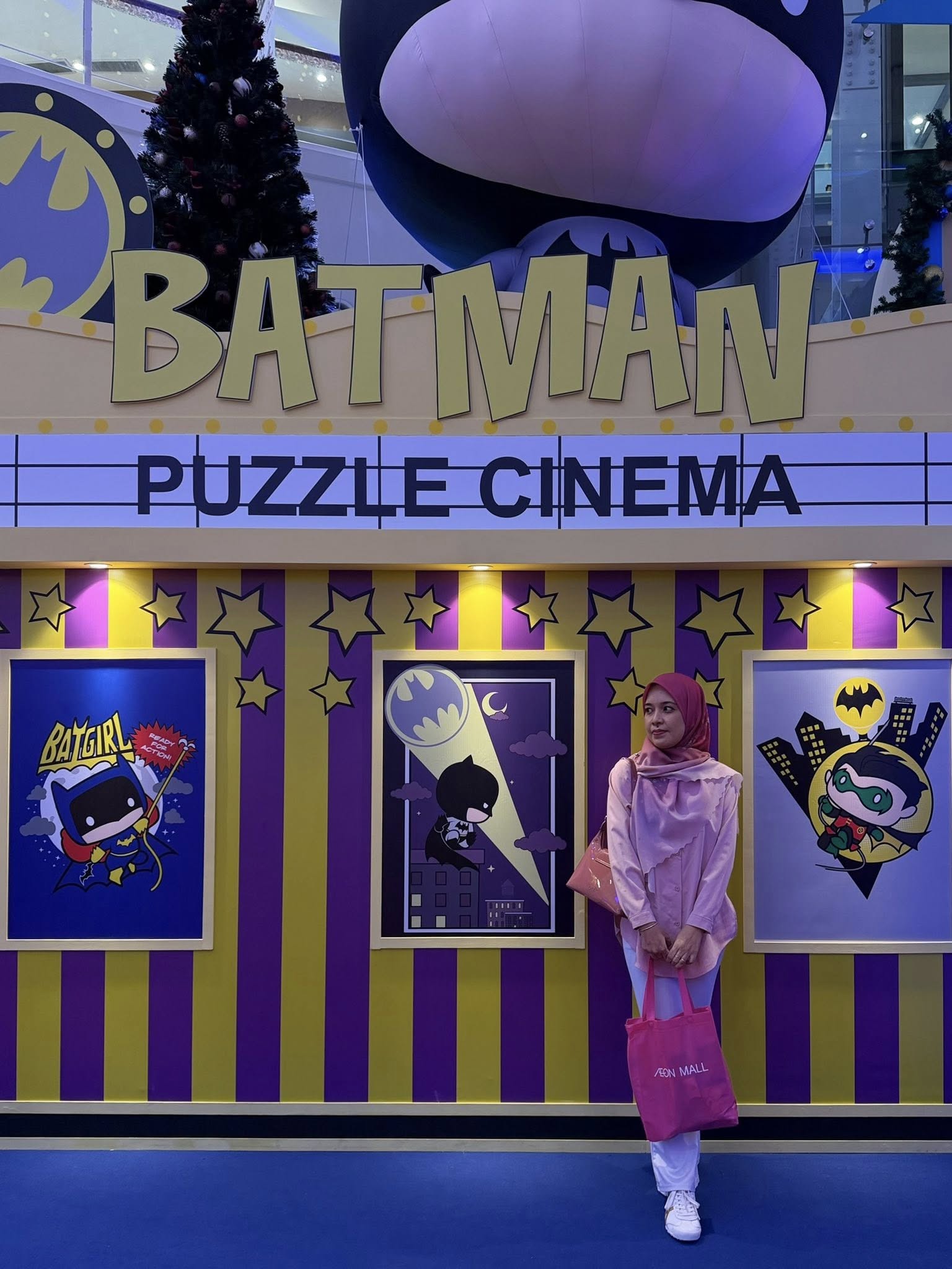 HOLIDAY SEASON DI AEON MALL BERSAMA DC CHIBI SUPER HEROES