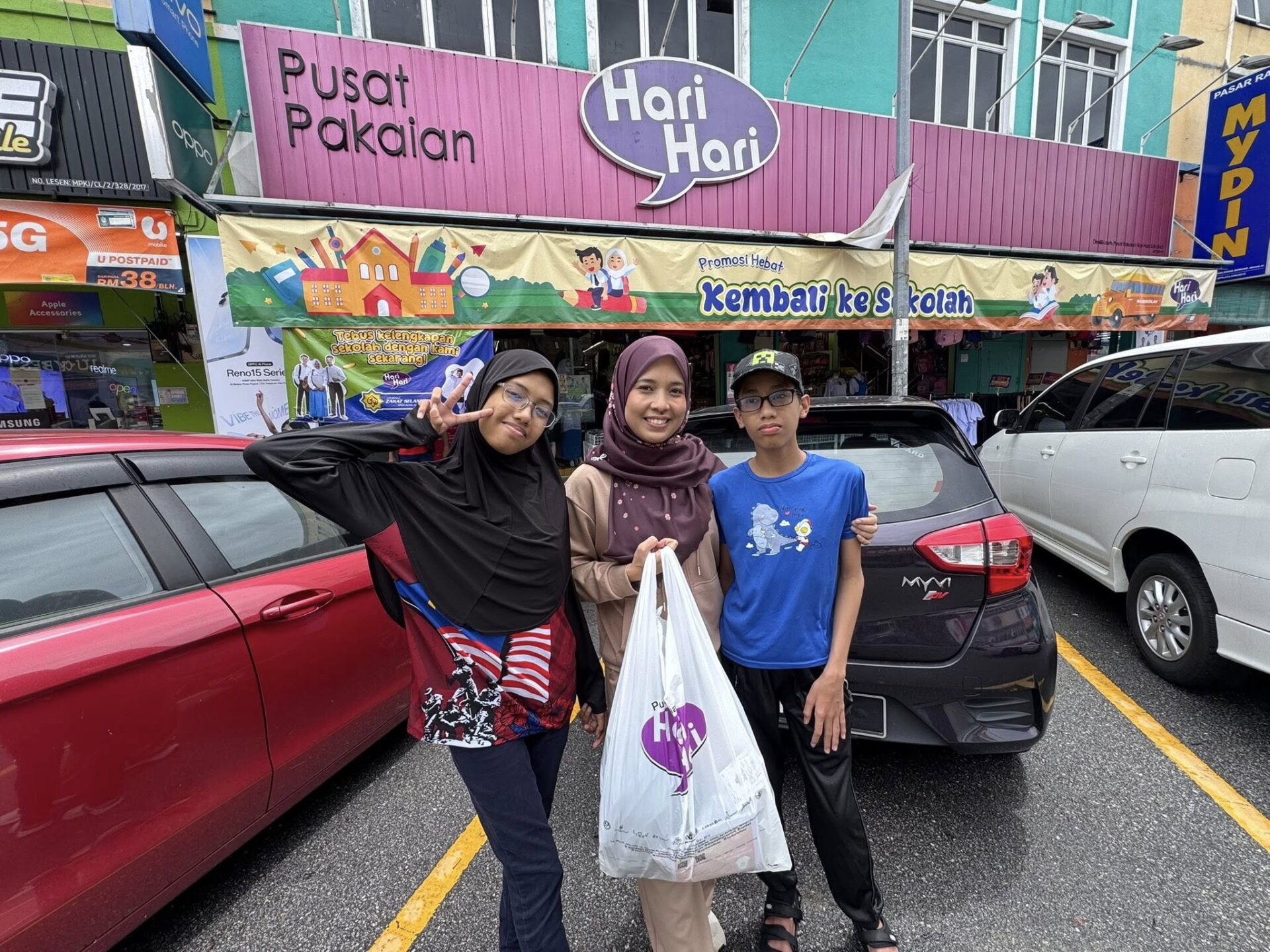 KELENGKAPAN SEKOLAH LENGKAP DI HARI-HARI UNTUK SESI 2026