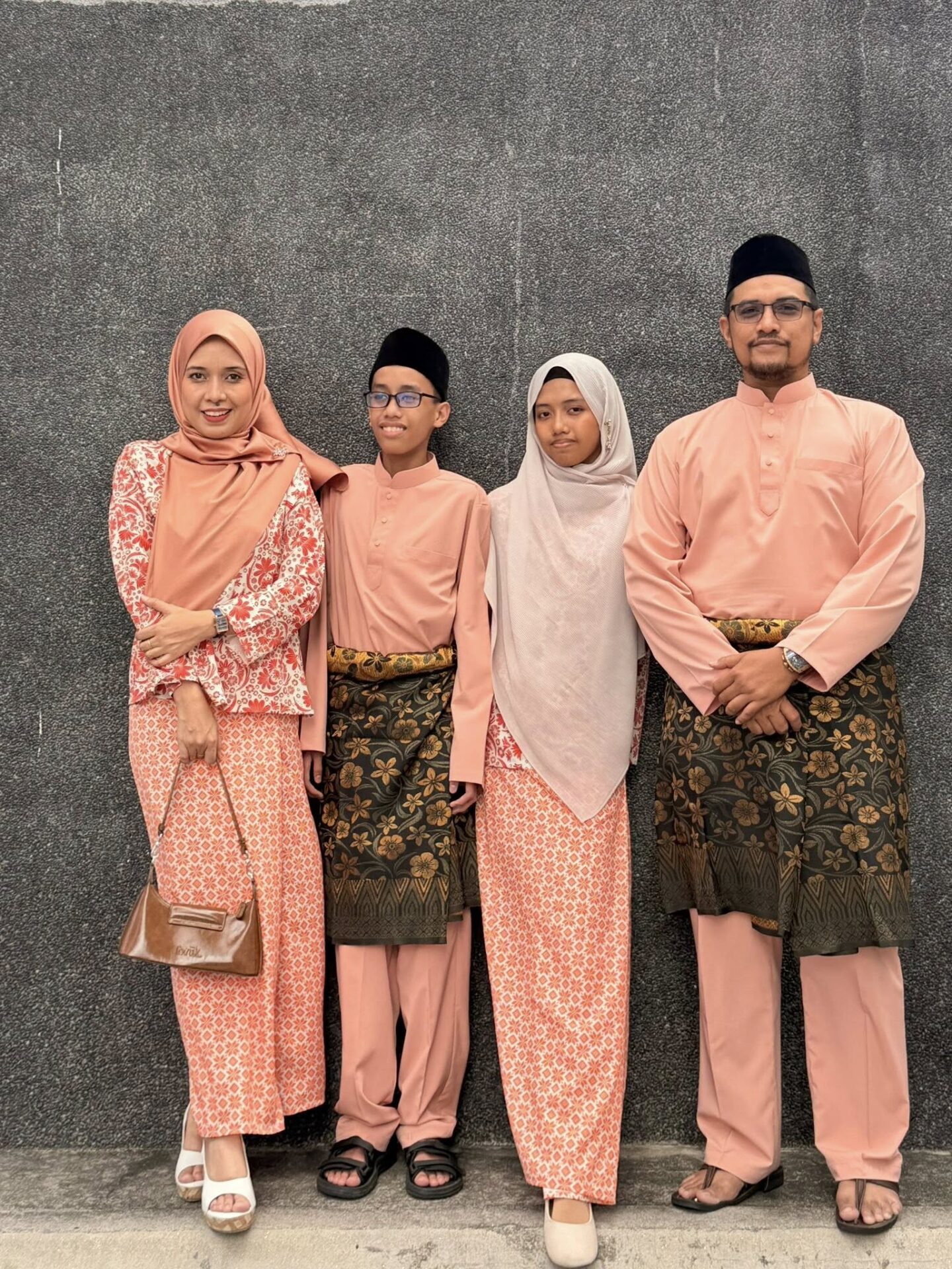 RAYA MACAM DULU-DULU DI HARI-HARI : KOLEKSI BAJU RAYA 2026